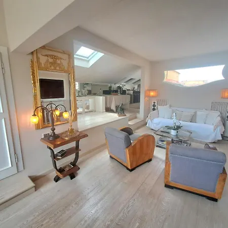 Penthouse View * Florence